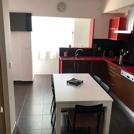 Apartment Jusqu'a 6 Personnes Sur La Presqu'ile De Surf Portugal
